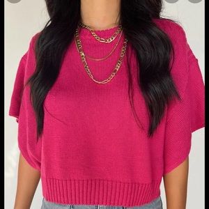 VESTIQUE SWEATER TOP